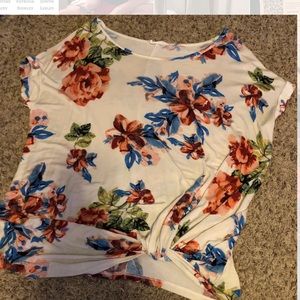 floral t-shirt
